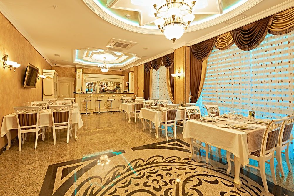 Boutique Hotel Buta Minsk Exterior photo Restaurant in the hotel